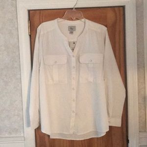 NWT Woman’s Bass & Co Button-down.